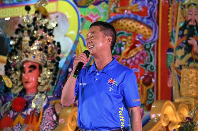 台东市公所举办客家嘉年华以醮坛为舞台，「神」气活现。（庄哲权摄）