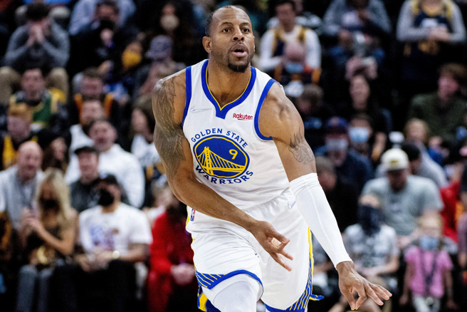 伊戈达拉(Andre Iguodala)日前宣布回归勇士，38岁年纪成联盟第2老球员。(美联社)