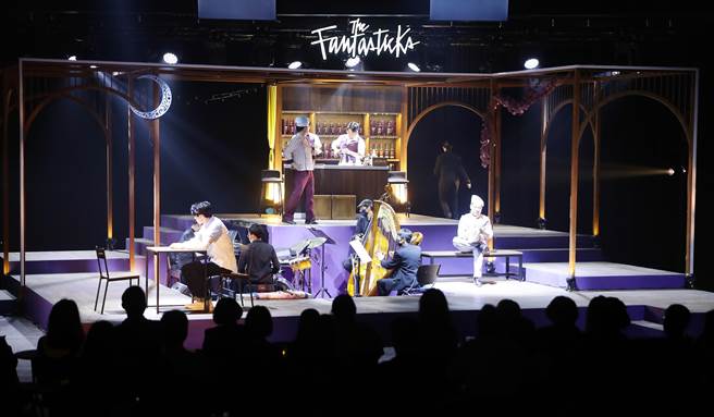 风靡全世界最长寿、外百老匯最经典的音乐剧《The Fantasticks梦幻爱程》盛大开演。（季志翔摄）