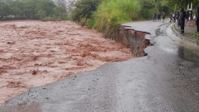 委内瑞拉发生豪雨河水暴涨， 造成至少7死。(图/eldiario)