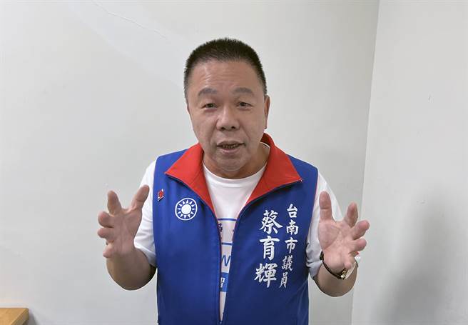 台南市副议长林炳利病逝依法需补选，国民党蔡育辉愿承担。（洪荣志摄）
