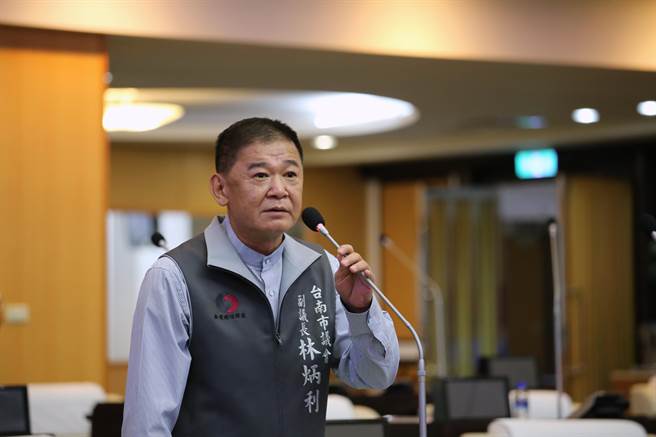 台南市副议长林炳利选前60多天病逝，接替竞选者能否成功延续林的政治路，牵动安南区选情，也攸关台南市正、副议长选情。（台南市议会提供／程炳璋台南传真）