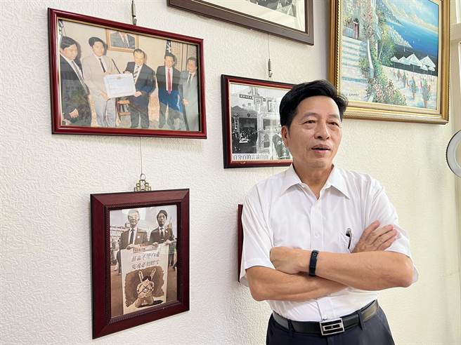 新民调仅拿4.49％，郑宝清认为母体有问题。(蔡依珍摄)