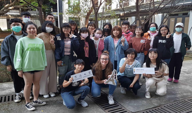 东海大学外文系举办第二外语「法国文化体验课程」。(照片/东海大学提供)