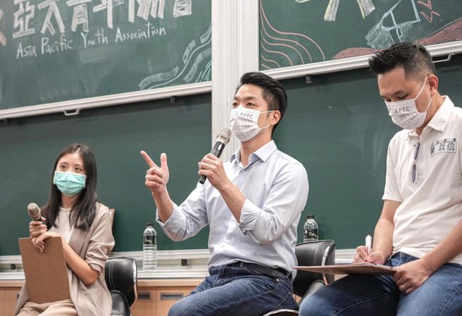 国民党台北长候选人蒋万安今（26）日就在脸书上表示，将从「时间」、「空间」、「运具」三个角度切入内湖交通的解方。（取自蒋万安脸书）