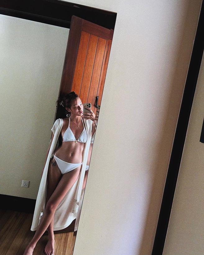 游宇潼大秀好身材。（图／翻摄自游宇潼IG）