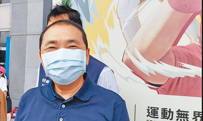 警大是内政部的下属，要看执政党的脸色，现在是民进党一方面造谣侯友宜的入学资格，一方面影响警大不予以澄清；行政权能够不中立到这种程度，难怪会与周玉蔻臭味相投。（陈慰慈摄）