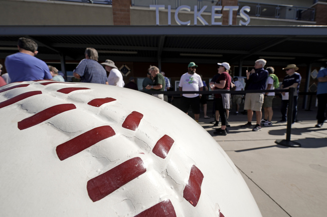 亚利桑那州举办高中邀请赛，吸引许多球迷到场观战。(美联社／示意图)