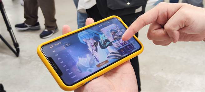 据调查，全球线上游戏人口已达27亿人，其中台湾游戏人口达1500万人，付费玩家产生的营收更排名全球第三名。（林良齐摄）