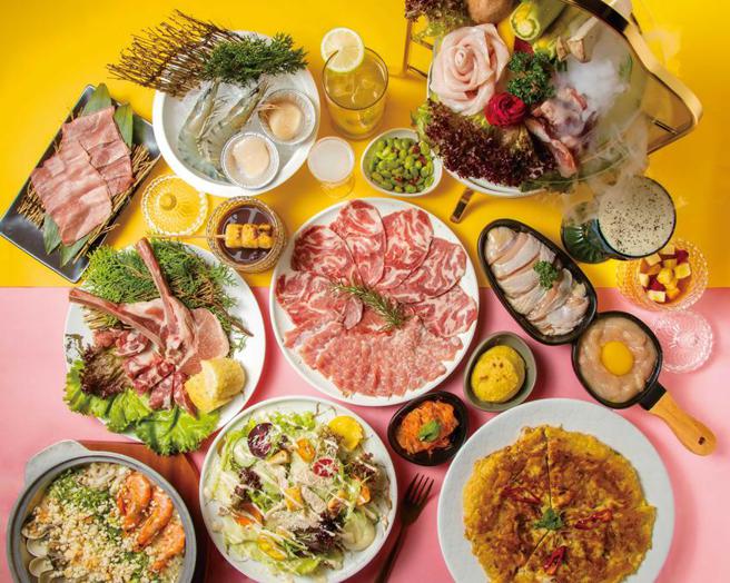 「烧肉同话」民权、丽宝、新光经典店型推出新菜，符合双十国庆同名最高独享1010元。（图／这一锅餐饮集团提供）