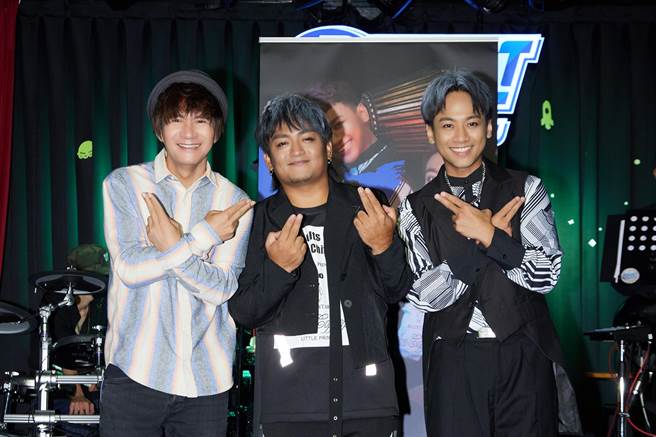 「黑旋风」27日举办发片记者会，邀来王宏恩（左）到场站台。（群艺国际提供）