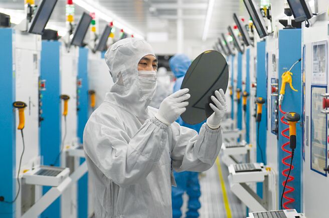 有論者指稱，大陸《新型舉國體制》是針對美國晶片法而來。圖／中新社