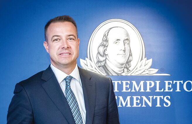 富兰克林坦伯顿稳定月收益基金经理人爱德华．波克