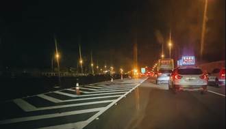 國1彰化段跨越橋改建封路3天 首日實施塞慘了