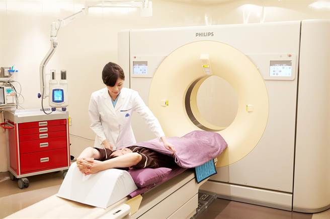 低劑量電腦斷層（LDCT）是目前國際公認篩檢肺癌的最佳工具。（北投健康管理醫院提供）