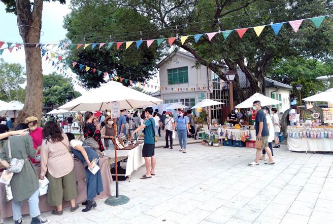 屏东市近年来观光风气盛行，但缺乏星级旅馆进驻，成了屏东县长潘孟安口中的遗憾。(林和生摄)