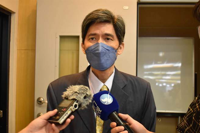 台大政治系教授左正东呼吁，应让九二共识回到两岸各自的法律秩序底下。（图／陈冠宇摄）