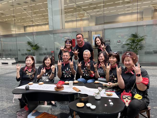 台湾行动菩萨助学协会成立20年，举办「2022爱你爱很大会员回娘家」活动，邀会员回娘家。(林欣仪摄)
