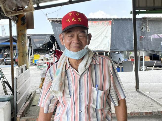 善化牛墟管理人李武村在今年合约到期前，已调升租金与地主续约。（李俊淇摄）