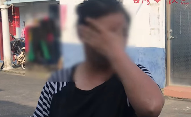 吴女因为丈夫9年前离世，又留下大笔债务，让她辛苦的与4子女住在7坪大的蜗居。（翻摄自脸书社团法人台湾心义工团）