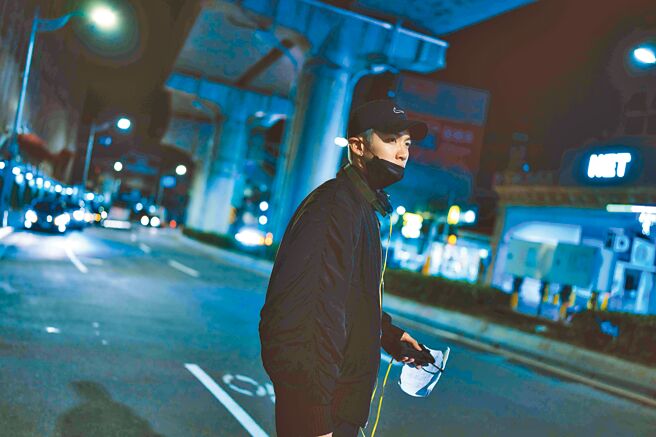 柯震東風光入圍新導演，開心與大家相約金馬獎見。（金馬提供）