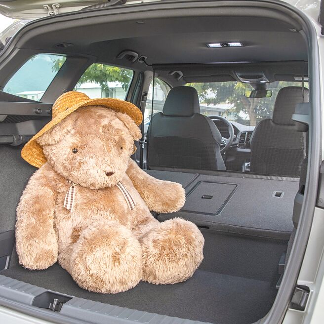 倾倒后座可将行李厢容量扩增至1630L。（陈大任摄）