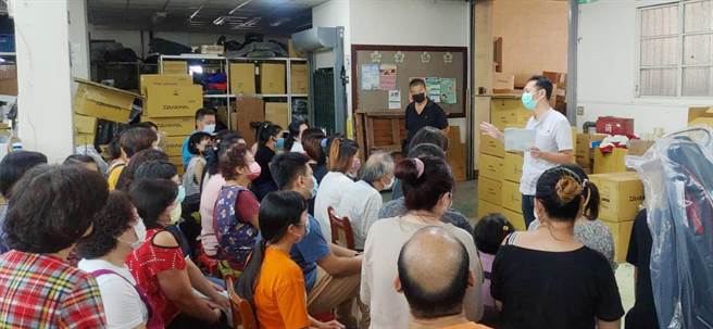 后里分驻所长李建兴进行讲解，期望透过分享、举办各式活动讲座，传递交通安全观念形塑共好的道路秩序。(警方提供)