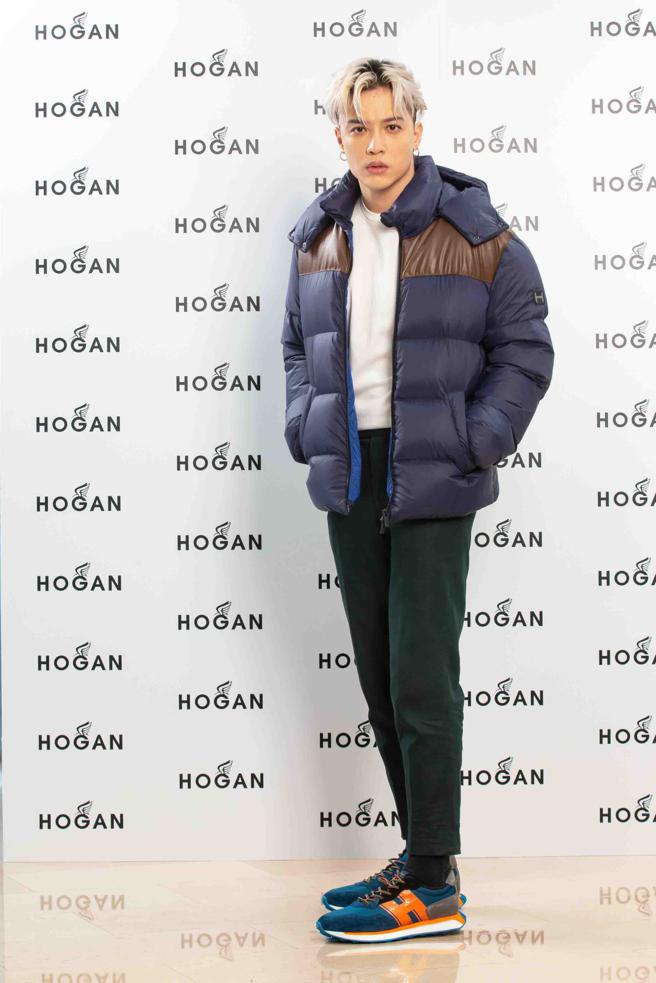 J.Sheon HOGAN 撞色深蓝羽绒外套3万4300元、HOGAN H601萤光橘磨面皮革男士休閒鞋2万2000元。（ HOGAN提供）