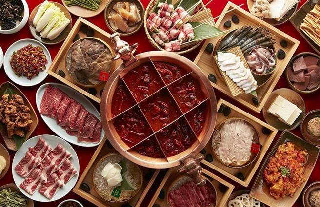 麻辣45首次推出380元亲民价「日本A5和牛片」抢攻锅物经济。（乾杯集团提供）