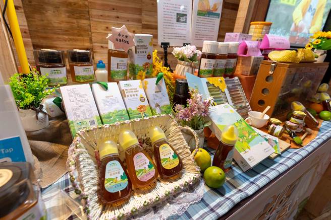 「2022中台湾农业行销暨园艺资材博览会」即日起在彰化溪州公园热闹开展。(农业局提供)