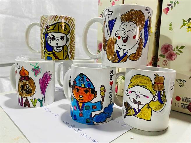 第一届济公文化节的济公杯绘画创作比赛，民眾踊跃参加。（社团法人宜兰县有愚斋慈善共修协会提供／吴佩蓉宜兰传真）