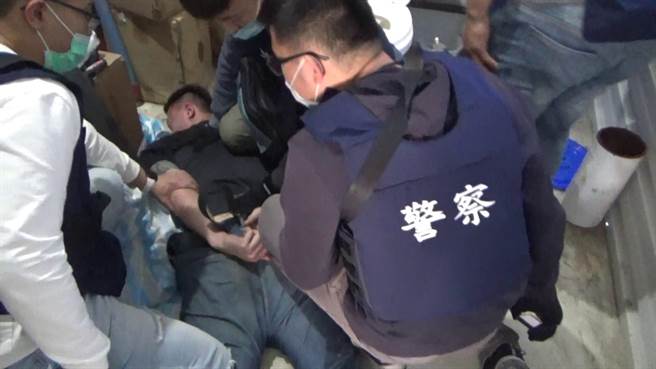 保安警察第三总队于彰化、苗栗破获大宗毒品案，逮捕3名制毒师傅。（保三总队第一大队提供）