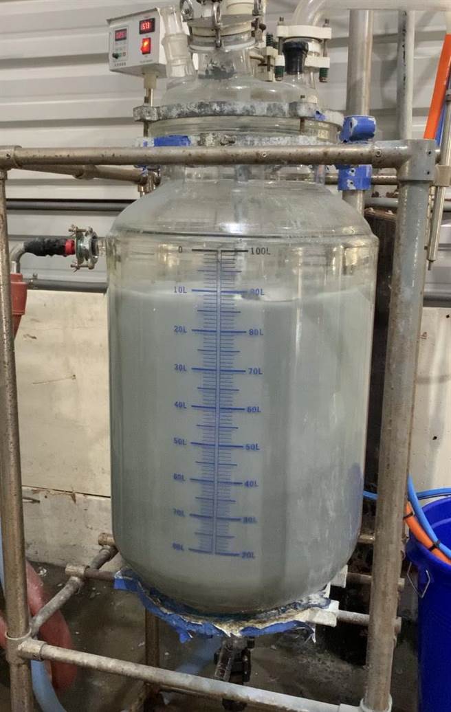 保安警察第三总队于彰化、苗栗破获大宗毒品案，图为现场毒品反应釜。（保三总队第一大队提供）