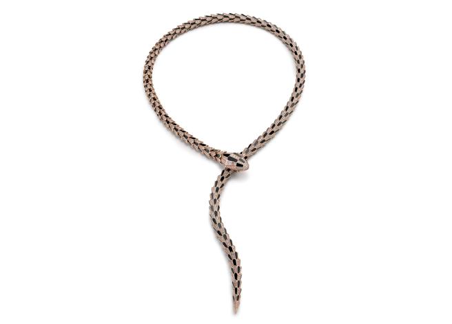 宝格丽Serpenti系列缟玛瑙项炼，760万元。（BVLGARI提供）