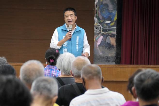 民進黨提名苗栗縣長參選人徐定禎則強調自己民調領先。（徐定禎競總提供／謝明俊苗栗傳真）