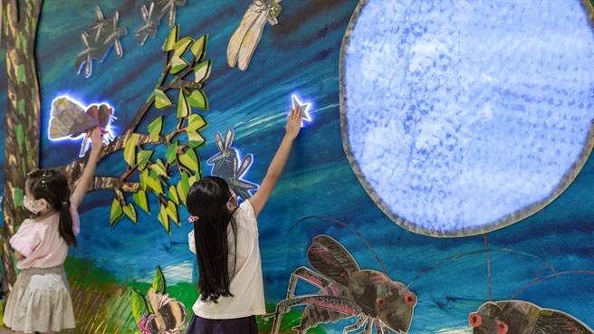 「Very Eric Carle艾瑞‧卡尔好好五重奏」亲子互动展，即日起至10月24日在新竹SOGO百货登场。（SOGO提供／陈育贤新竹传真）