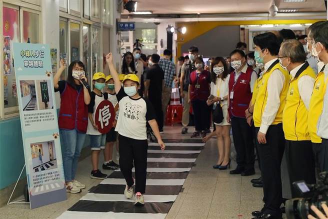 赖清德：出生的少、过世的多，是一个很严肃的社会问题。总统府提供