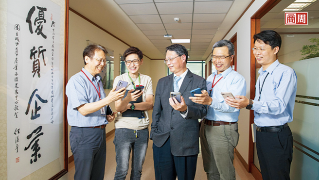 京元電子導入商周共學圈突破育才困境，透過閱讀的共學效應，不僅讓團隊建立共同語言，也有助凝聚向心力。(攝影/ 郭涵羚) 