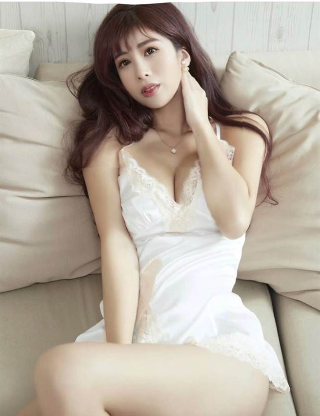 网红甄馨身材火辣，比例好得不得了。（陈孝志提供）