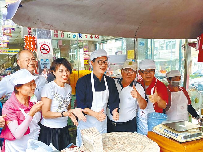 大旗美地區農會挺陳其邁（中）連任。（民進黨高市黨部提供／洪浩軒高雄傳真）