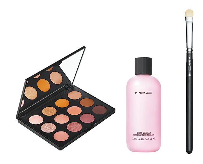 比漾广场化妆品预购会，Beauty STAGE MAC零失手眼妆组，价值4130元、特价3123元。（比漾广场提供）