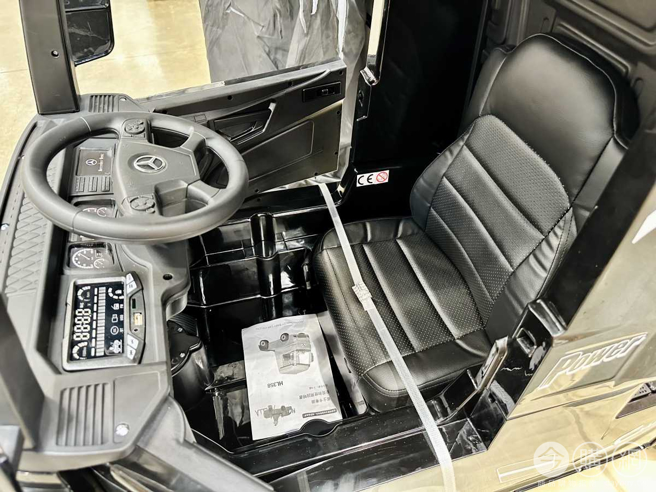 好市多开卖万元宾士车，引发网友讨论。（图／翻摄自Costco好市多 商品经验老实）