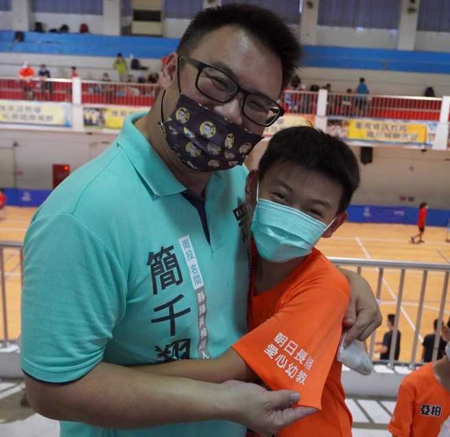 民眾党南投县议员候选人简千翔。（图／取自简千翔脸书）