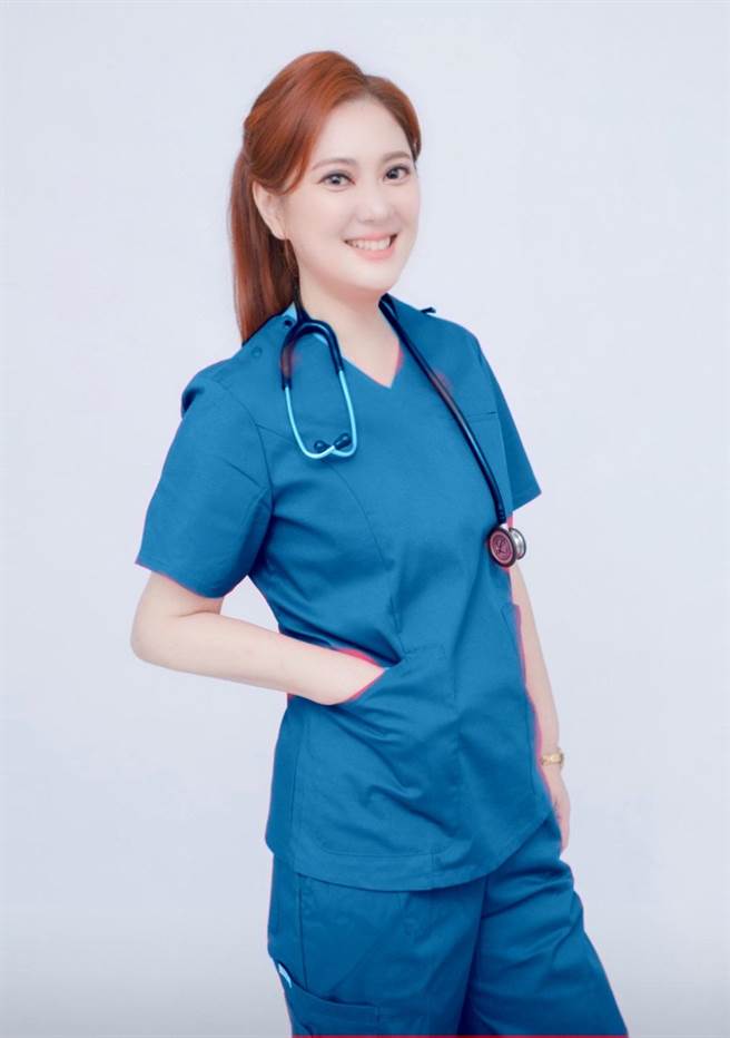 薛楷莉主持中天YT频道节目《健康超给莉》，分享健康资讯。（中天新闻提供）