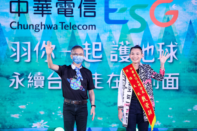 戴資穎（右）最新一周世界排名維持在第2。（資料照／羅永銘攝）