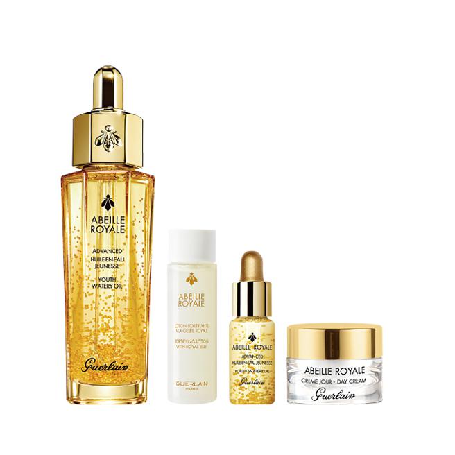 台茂購物中心的嬌蘭皇家蜂王乳平衡油3G組，價值5368元，特價3312元。（台茂購物中心提供）