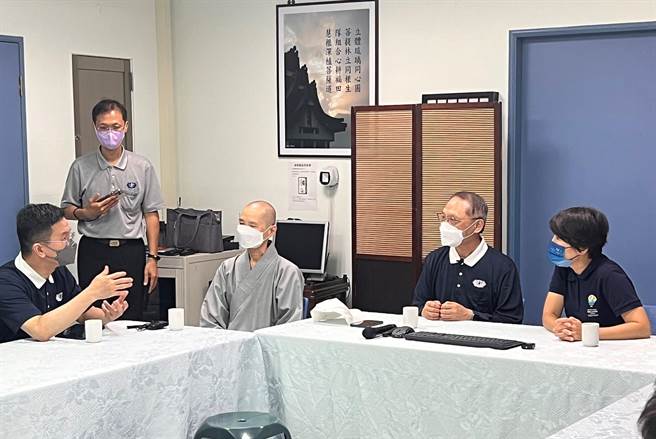 花东9月18日强震酿灾，台东县长饶庆铃今天与慈济执行长顏博文及团队前往台东县各乡镇受灾民眾住家家访。（台东县政府提供／蔡旻妤台东传真）