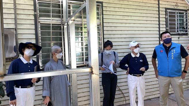 花东9月18日强震酿灾，台东县长饶庆铃今天与慈济执行长顏博文及团队前往台东县各乡镇受灾民眾住家家访。（台东县政府提供／蔡旻妤台东传真）