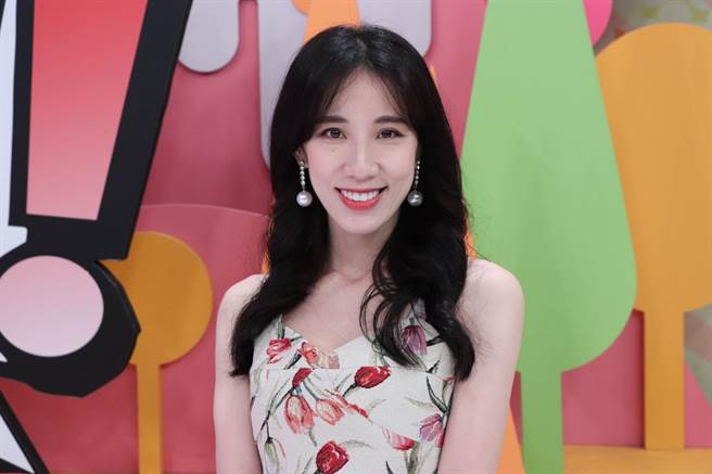 黄乔歆日前上中天综合台《同学来了》聊到感情近况。（中天综合台提供）