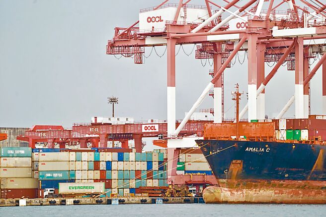 今年第3季「旺季不旺」，厂商库存压力升温，9月出口可能转坏，史上最长连红纪录恐告终止。（中央社）